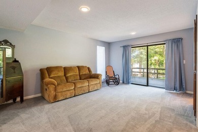 This is the waterfront lifestyle so many dream about, truly a - photo 38
