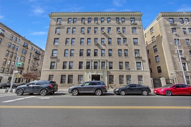 Hudson River Home Sale Pending in New York (Manhattan) New York