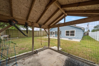 Charming home in desirable Lynn Haven, just minutes from the - photo 45