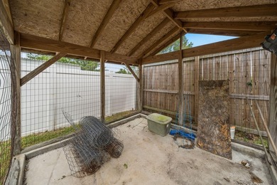 Charming home in desirable Lynn Haven, just minutes from the - photo 47