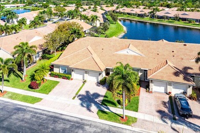 This beautifully updated lakefront villa blends timeless comfort - photo 6