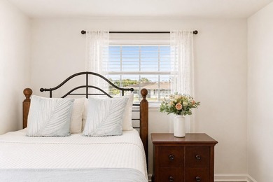 Welcome to 7416 Overlook Drive in Lake Worth, a spacious and - photo 17