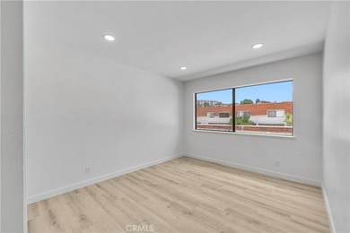 Welcome to your beautifully remodeled three bedroom two and a - photo 20