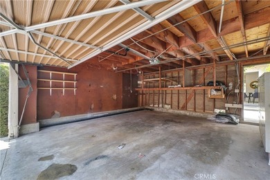 Welcome to your beautifully remodeled three bedroom two and a - photo 30