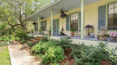 (private lake, pond, creek) Home For Sale in Abita Springs Louisiana
