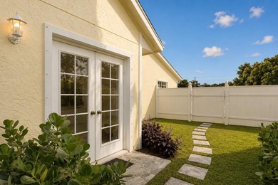 Welcome to 7416 Overlook Drive in Lake Worth, a spacious and - photo 31