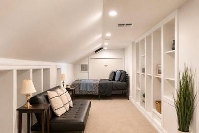 Welcome to 7416 Overlook Drive in Lake Worth, a spacious and - photo 33
