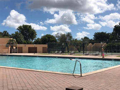 Gorgeous 2-bedroom, 2 full-bath unit ideally located in West