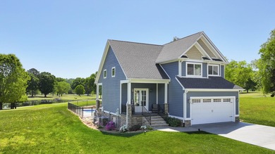 Experience refined living in this beautifully appointed - photo 2