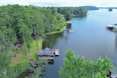 Wake up to breathtaking long-range views of Lake Harding from - photo 4