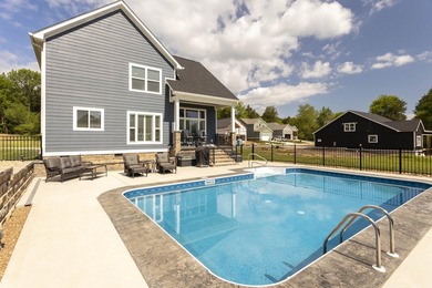 Experience refined living in this beautifully appointed - photo 8