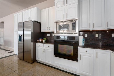 Beautiful Lakefront Living with 150 Feet of Waterfront and Views - photo 11