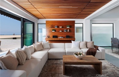 Welcome to coastal luxury redefined. Perfectly positioned - photo 7