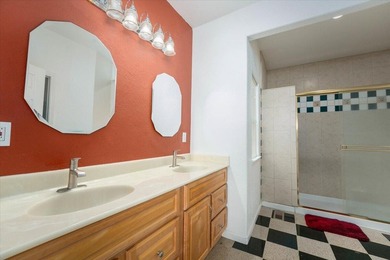 Beautiful Lakefront Living with 150 Feet of Waterfront and Views - photo 18