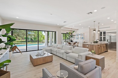 Welcome to your dream home in the heart of Tequesta! This brand - photo 19