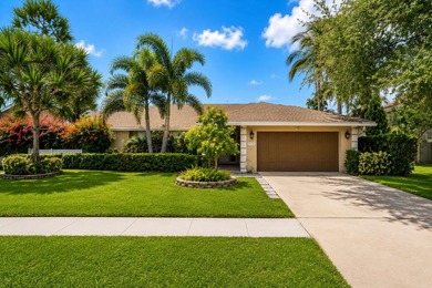 Beautifully updated 4BR/2BA pool home located in the highly - photo 4