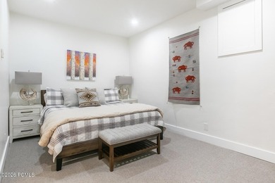 Location, luxury, and indoor/outdoor space abound at 2585 Aspen - photo 28