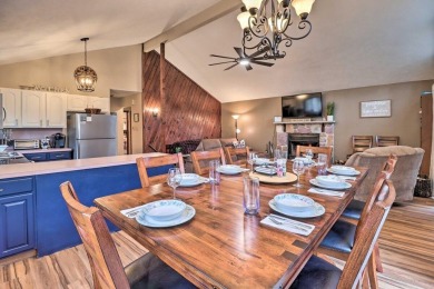 Lake Home For Sale in Albrightsville, Pennsylvania
