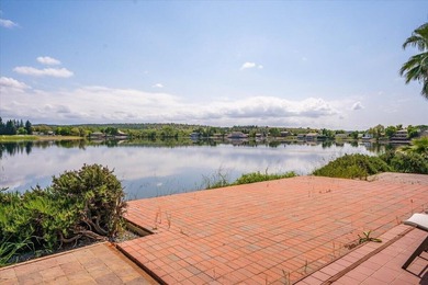 Beautiful Lakefront Living with 150 Feet of Waterfront and Views - photo 31