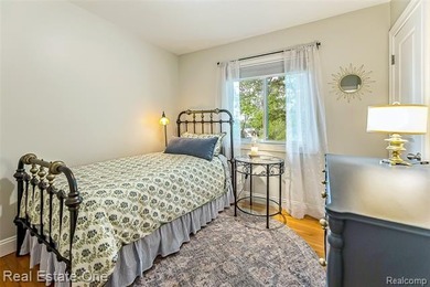 Contingent offer accepted-Buyer needs to sell home first. Other - photo 33