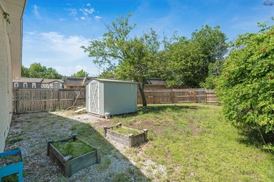Spacious 3-bedroom, 2.5-bath home on a cul-de-sac near the - photo 34