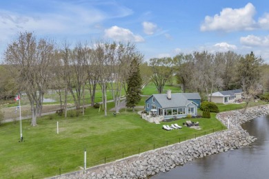 Lake Home For Sale in Batiscan,