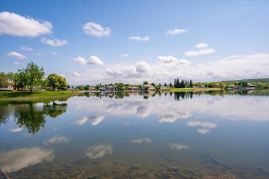 Beautiful Lakefront Living with 150 Feet of Waterfront and Views - photo 42