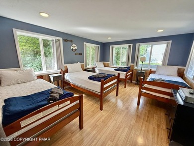 Welcome to your PERFECT GETAWAY Nestled in the HEART of the - photo 44