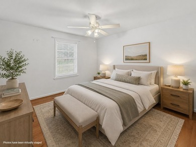Spacious 4-bedroom, 2-bath brick home in an established - photo 8