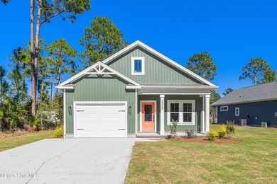 Boiling Spring Lake Home For Sale in Southport North Carolina