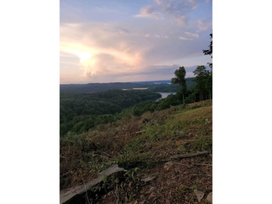 Dale Hollow Lake Lot For Sale in Hilham Tennessee