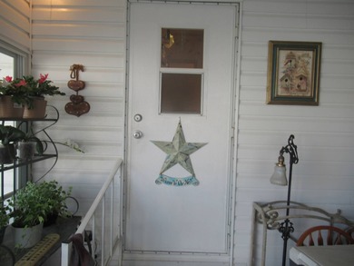 Welcome to Forest Lake Estates!! A 5-star 55+plus gated - photo 7