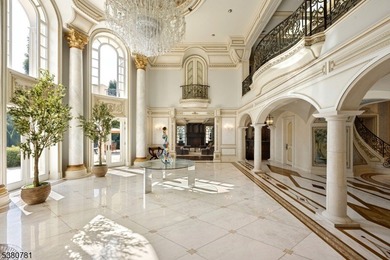 In Alpine's most coveted enclave, where prestige meets - photo 13