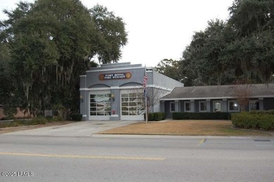 Three exceptional commercial properties full of potential. One - photo 17