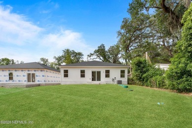 Welcome home to modern living, quality craftsmanship, and - photo 31