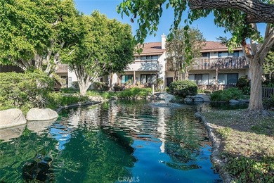 Open and airy second-floor condominium with soaring vaulted - photo 2
