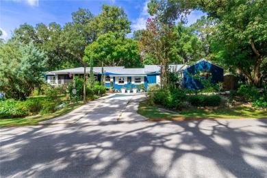 Lake Home For Sale in Keystone Heights, Florida