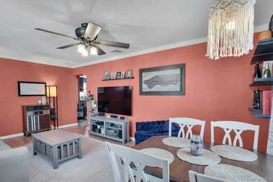 Welcome to 6 Linton Court, a beautifully maintained 2-bedroom - photo 13