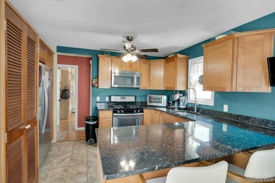 Welcome to 6 Linton Court, a beautifully maintained 2-bedroom - photo 16