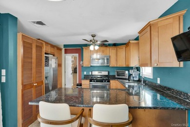 Welcome to 6 Linton Court, a beautifully maintained 2-bedroom - photo 17