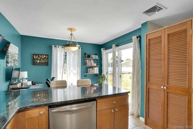 Welcome to 6 Linton Court, a beautifully maintained 2-bedroom - photo 20