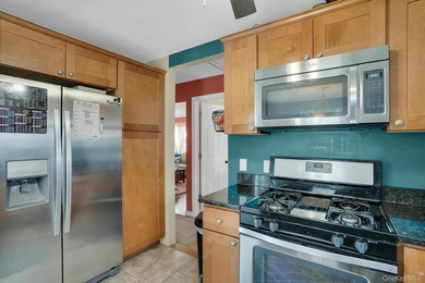 Welcome to 6 Linton Court, a beautifully maintained 2-bedroom - photo 21