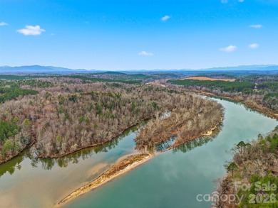 A truly rare offering along the Catawba River, this remarkable - photo 6