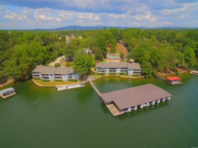 Lake Hamilton Home For Sale in Hot Springs Arkansas