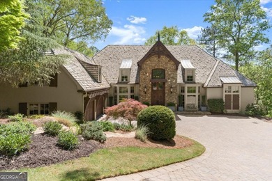 Set on over an acre of complete privacy with a breathtaking - photo 1