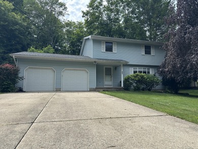 (private lake, pond, creek) Home Sale Pending in East Stroudsburg Pennsylvania