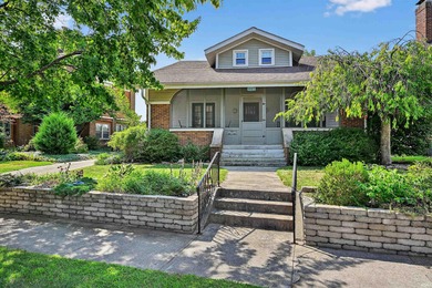 St. Joseph River Home Sale Pending in Mishawaka Indiana