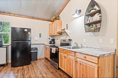 Rare opportunity to own a fully furnished duplex on - photo 18