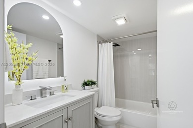Charming Fully Remodeled Condo in Century Village, Pembroke - photo 23