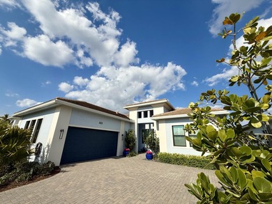 (private lake, pond, coastal) Home For Sale in Westlake Florida